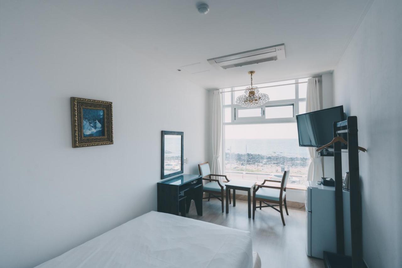 Hotel White House Jeju Ngoại thất bức ảnh