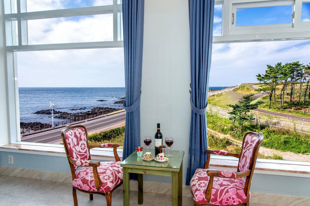 Hotel White House Jeju Phòng bức ảnh