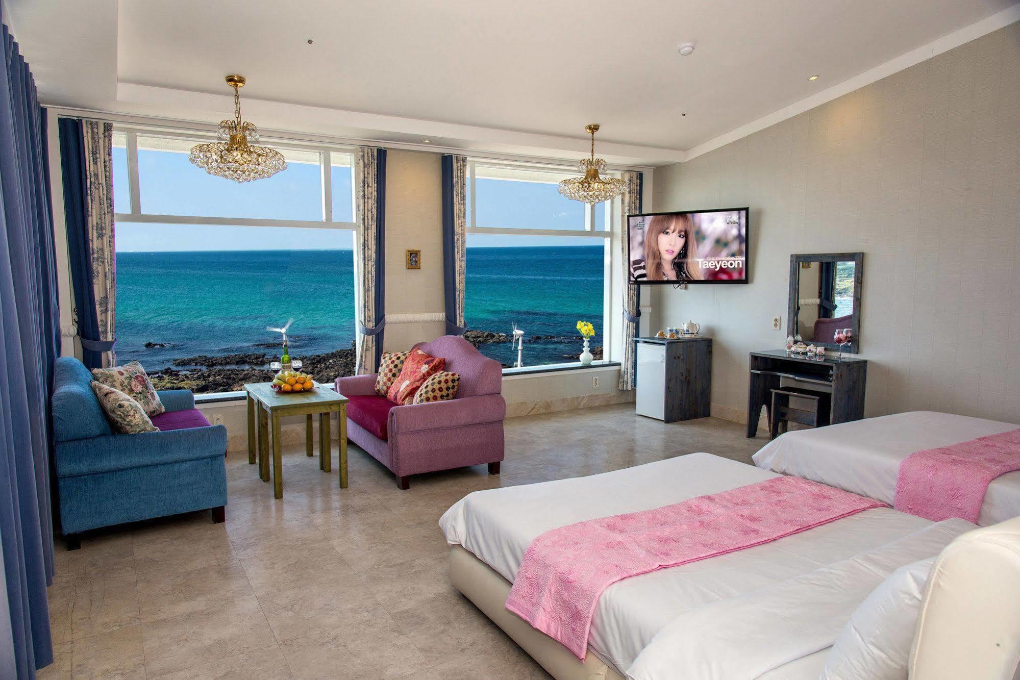 Hotel White House Jeju Ngoại thất bức ảnh